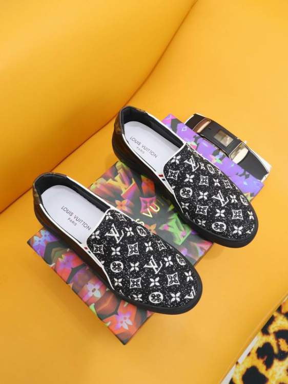 Picture of Louis Vuitton Shoes _SKULVsz38-45mnf011216127